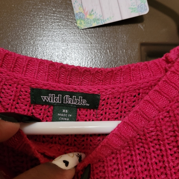 62. Wild Fable tie dye sweater sz XS - Picture 2 of 3